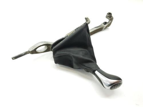 Used Gear lever BMW 1 (F20) 116 d (116 hp) 17053684