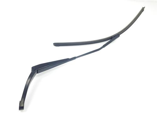 Used Front windshield wiper arm AUDI A3 Sportback (8VA, 8VF) 2.0 TDI (150 hp) 15409662