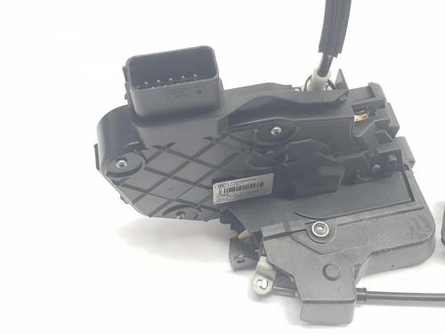 Rear left lock LAND ROVER DISCOVERY III (L319) 2.7 TD 4x4 | BP11698990C100