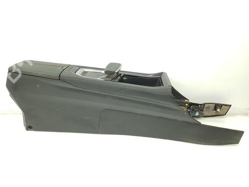 Used Armrest / Center console RENAULT ESPACE VI (RHN) E-TECH 200 Hybrid (199 hp) 32328416