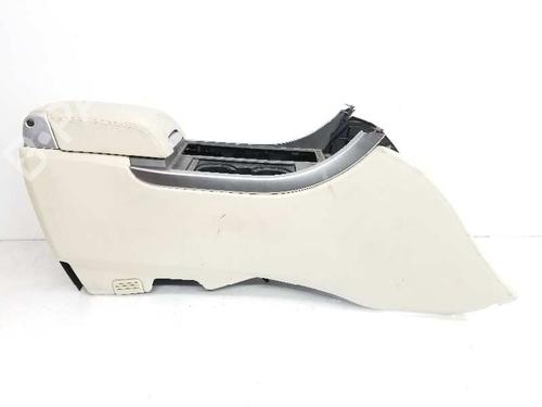 Used Armrest / Center console LAND ROVER RANGE ROVER SPORT I (L320) 3.6 D 4x4 (272 hp) 7464297