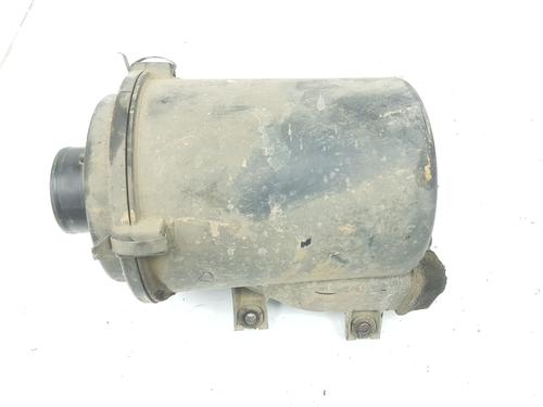 Used Air filter box NISSAN NAVARA (D22) 2.5 D 4x4 (133 hp) 14091474