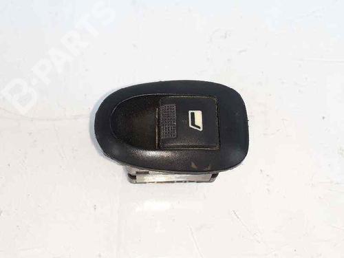 Used Left rear window switch Left rear window switch PEUGEOT 406 Break (8E/F) [1996-2004] 5213016 5213016