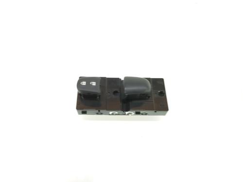 Used Right front window switch NISSAN PULSAR Hatchback (C13) 1.2 DIG-T (115 hp) 9645278