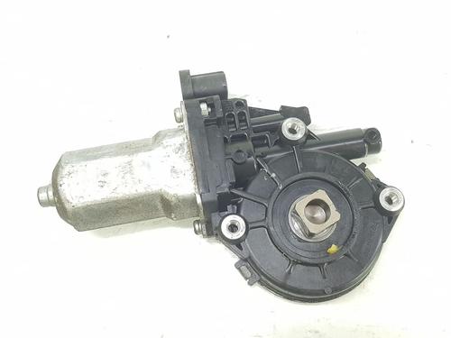 Used Left front window motor SUZUKI GRAND VITARA II (JT, TE, TD) 1.9 DDiS All-wheel Drive (JT419, TD44, JB419WD, JB419XD,... (129 hp) 11793736