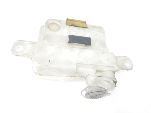 Windscreen washer tank TOYOTA LAND CRUISER 90 (_J9_) 3.0 TD (KZJ90_, KZJ95_, KZJ90R, KZJ95R, KZJ90W, KZJ95W) | BP16523644C113 