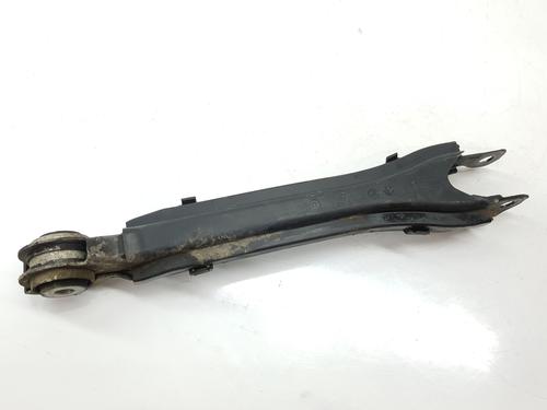 Left rear suspension arm MERCEDES-BENZ C-CLASS (W204) C 200 CDI (204.001) | BP27198960M14