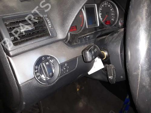 Piloto derecho del maletero AUDI A4 B7 Avant (8ED) 2.0 TDI 16V | BP11752842C80 