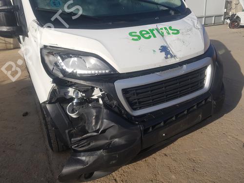 Kabinelys PEUGEOT BOXER Bus 2.2 BlueHDi 140 | BP32679565I8 