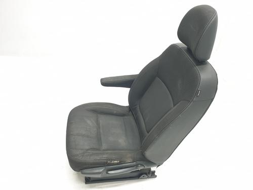 Left front seat RENAULT TRAFIC III Van (FG_) 1.6 dCi 120 (FGMB, FGMC) | BP17812640C15 