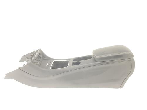 Used Armrest / Center console MERCEDES-BENZ A-CLASS (W176) A 180 CDI / d (176.012) (109 hp) 7152766