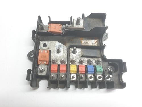 Used Fuse box IVECO DAILY VI Van [2014-2025]  31084181