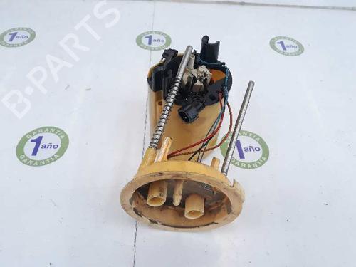 Used Fuel pump BMW 1 (E87) 120 d (177 hp) 4930947