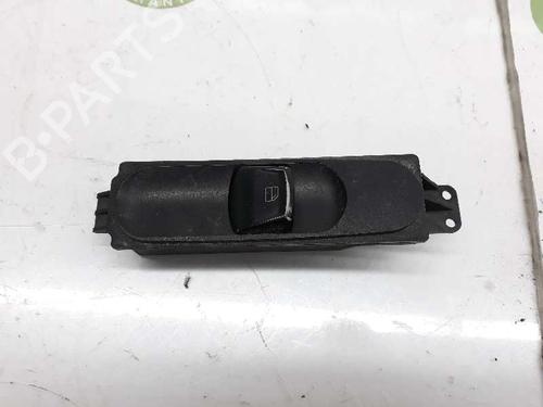Used Right front window switch VW CRAFTER 30-35 Bus (2E_) 2.5 TDI (109 hp) 4972341