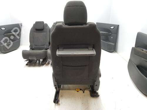 Seats set PEUGEOT 5008 (0U_, 0E_) 1.6 HDi | BP10255790C78 