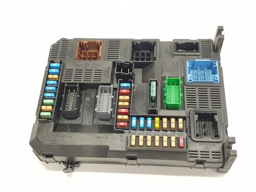 Used Fuse box Fuse box 37013866 37013866