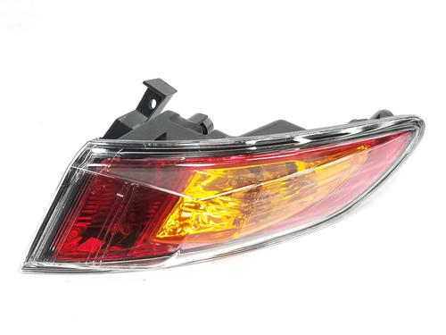 Right taillight HONDA CIVIC VIII Saloon (FD, FA) 1.3 IMA (FA3, FD3) | BP13309383C35