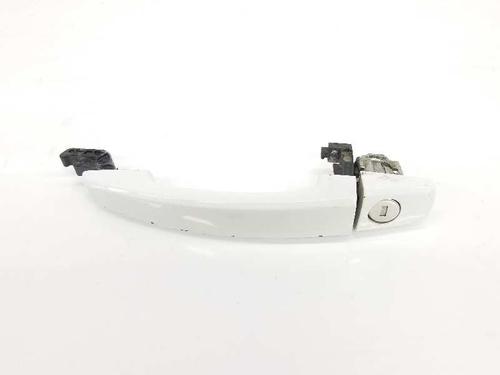 Used Front left exterior door handle OPEL ASTRA J (P10) 1.7 CDTI (68) (125 hp) 7579238