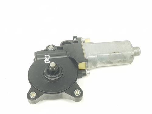Used Right front window motor HYUNDAI H-1 / STAREX Bus (A1) 2.5 CRDi (140 hp) 17715877