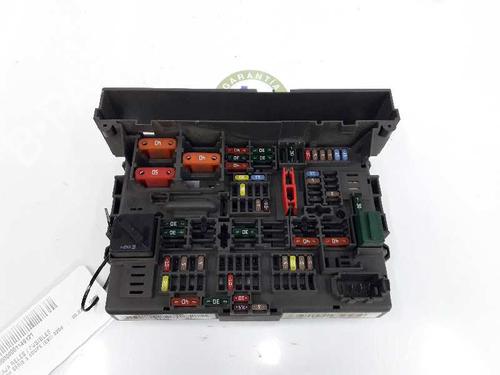 Used Fuse box BMW 3 Coupe (E92) 320 d (177 hp) 20186384