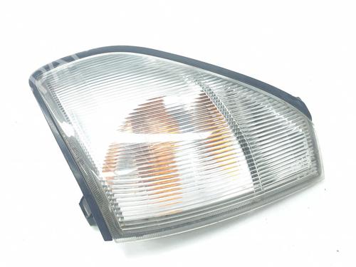 Used Left front indicator TOYOTA LAND CRUISER 90 (_J9_) 3.0 TD (KZJ90_, KZJ95_, KZJ90R, KZJ95R, KZJ90W, KZJ95W) (125 hp) 17724776