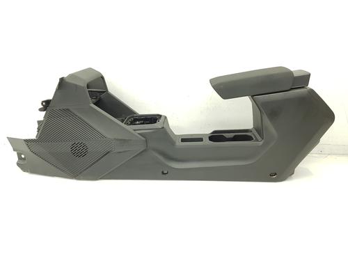 Used Armrest / Center console Armrest / Center console DACIA DUSTER (PYM_, PYN_) 1.2 TCe 130 (131 hp) 34354057 34354057