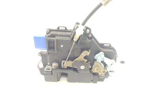 Front right lock VW TOUAREG (7LA, 7L6, 7L7) 3.0 V6 TDI | BP9626092C97 