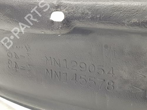 Wheel arch MITSUBISHI GRANDIS (NA_W)  | BP29311575C56 