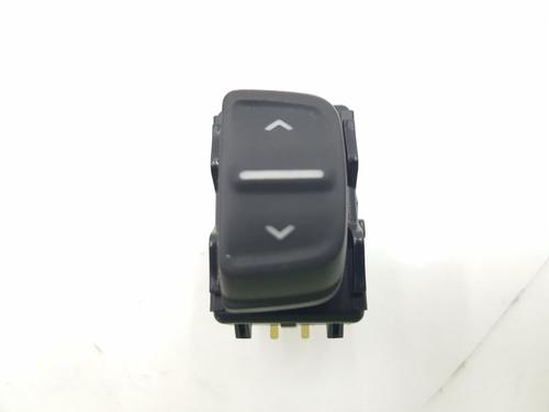 Used Left front window switch Left front window switch DACIA SANDERO II 1.5 dCi 75 / Blue dCi 75 (B8JW, B8M4, B8AH, B8M7, B8M6) (75 hp) 8653273 8653273