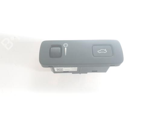 switch-volvo-xc90-ii-256-2014-36294724 main image