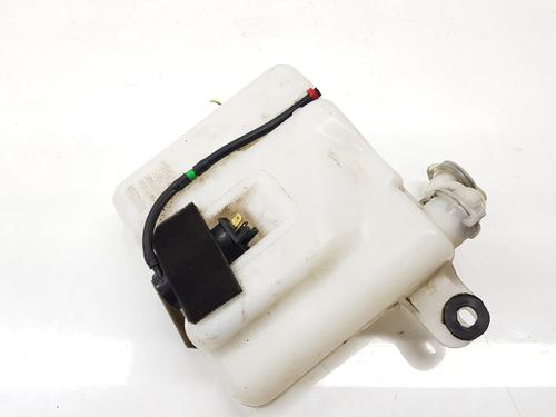 Used Windscreen washer tank TOYOTA LAND CRUISER 90 (_J9_) 3.0 TD (KZJ90_, KZJ95_, KZJ90R, KZJ95R, KZJ90W, KZJ95W) (125 hp) 32521417