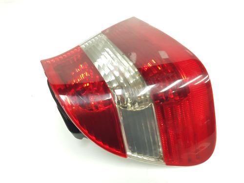 Piloto trasero izquierdo BMW 3 (E46) 320 d (150 hp) 29409335