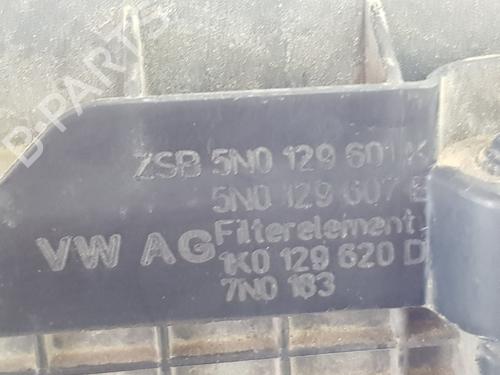 Air filter box AUDI Q3 (8UB, 8UG) 2.0 TDI | BP27160969M87 