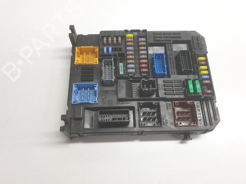 Used Fuse box OPEL COMBO Box Body/MPV (K9) [2018-2026]  31593673