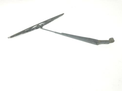 Used Front windshield wiper arm TOYOTA LAND CRUISER 90 (_J9_) 3.0 D-4D 4WD (KDJ90_, KDJ95_, KDJ90W, KDJ95W) (163 hp) 17683095