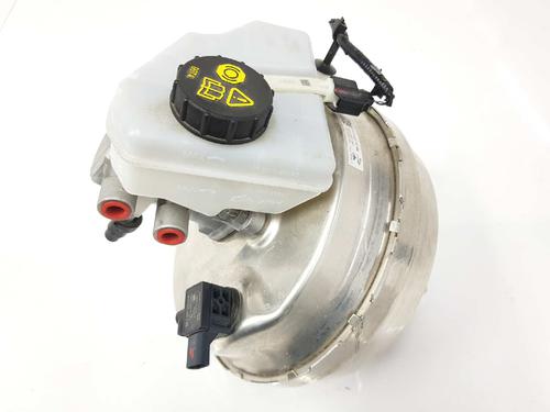 Used Servo brake LAND ROVER RANGE ROVER VELAR (L560) 2.0 D180 TD4 4x4 (180 hp) 7164789