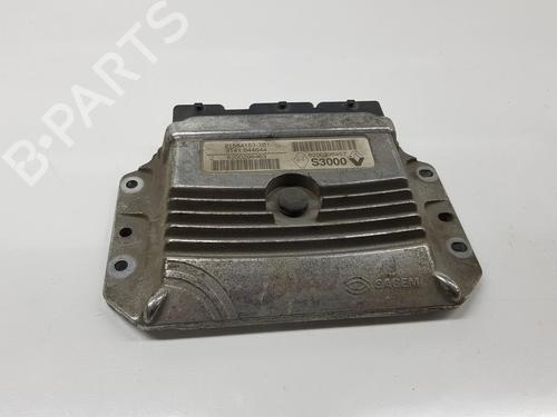 Motorstyringsenhet RENAULT MEGANE II (BM0/1_, CM0/1_) 2.0 16V (BM0U, CM0U) (135 hp) 17464789