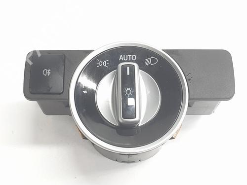Used Headlight switch MERCEDES-BENZ GLA-CLASS (X156) GLA 200 CDI / d (156.908) (136 hp) 28965094