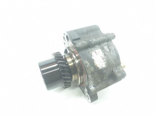 Used Vacuum pump TOYOTA LAND CRUISER 90 (_J9_) 3.0 TD (KZJ90_, KZJ95_, KZJ90R, KZJ95R, KZJ90W, KZJ95W) (125 hp) 18883841