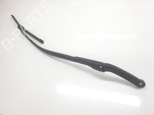Front windshield wiper arm MASERATI LEVANTE SUV (M161)  | BP26720117C143 