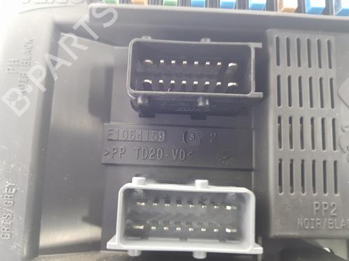 Fuse box PEUGEOT 208 I (CA_, CC_) 1.6 HDi / BlueHDi 75 | BP17043272E1