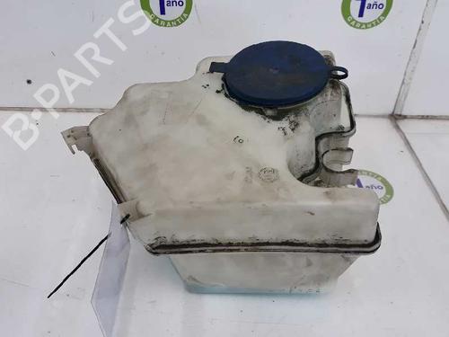 Used Windscreen washer tank MERCEDES-BENZ B-CLASS Sports Tourer (W245) B 180 CDI (245.207) (109 hp) 7418192
