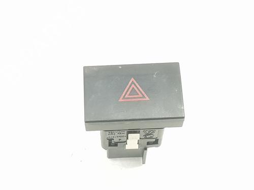 Used Warning switch VW POLO V (6R1, 6C1) 1.6 TDI (75 hp) 15989831