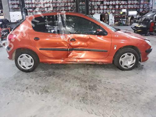 Venstre  Fortil Tågelygte PEUGEOT 206 Hatchback (2A/C) 1.9 D | BP820414C30 