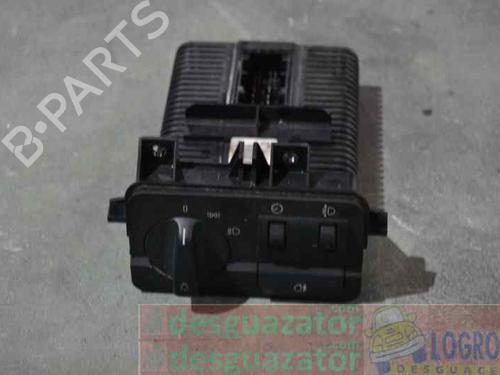 Used Headlight switch BMW 3 (E46) 320 d (136 hp) 1361429