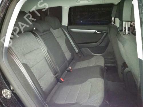Andere VW PASSAT B7 Variant (365) 2.0 TDI | BP13097995O1 