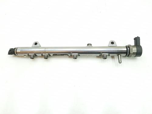 Regua injecçao Regua injecçao IVECO DAILY VI Platform/Chassis 35S16, 35C16, 40C16, 42S16, 50C16, 60C16, 65C16, 70C16 (160 hp) 33793685 33793685