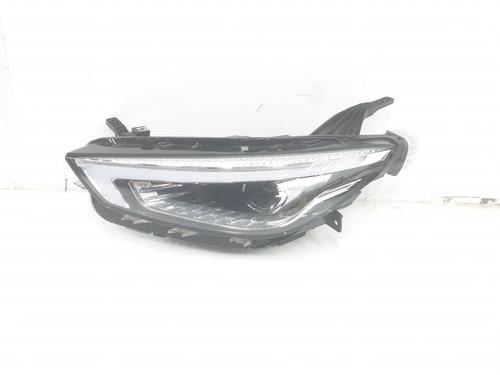 Used Right headlight Right headlight MG MG ZS SUV (AZS1) 1.5 VTi (106 hp) 35813989 35813989