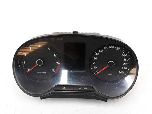 Used Instrument cluster VW POLO V (6R1, 6C1) 1.4 (6R1) (85 hp) 3386517