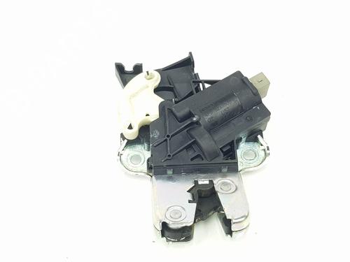 Used Tailgate lock AUDI A4 B8 (8K2) 2.0 TDI (143 hp) 17623897